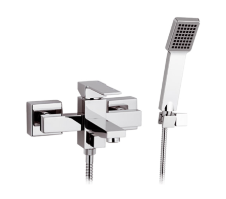 Смеситель для ванны Remer Qubika Q02