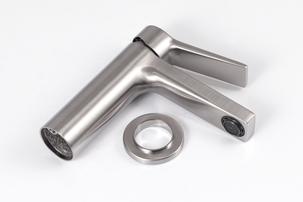 Смеситель для раковины Remer Slash SL12XV, сталь